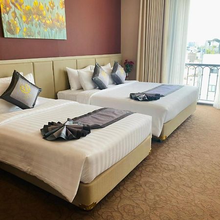 Hera Luxury Hotel Ho Chi Minh City Exterior photo