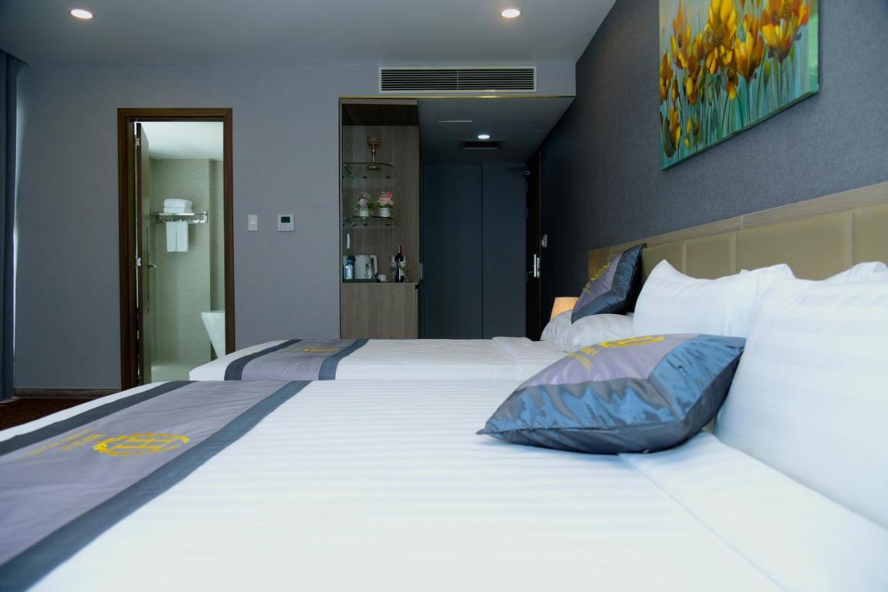 Hera Luxury Hotel Ho Chi Minh City Exterior photo