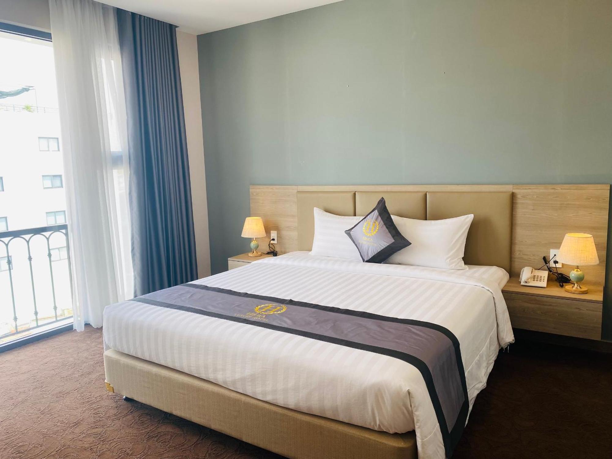 Hera Luxury Hotel Ho Chi Minh City Exterior photo