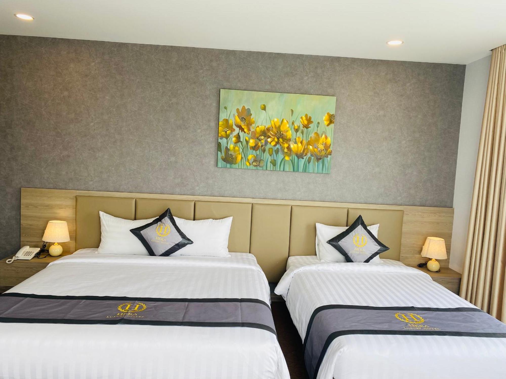 Hera Luxury Hotel Ho Chi Minh City Exterior photo