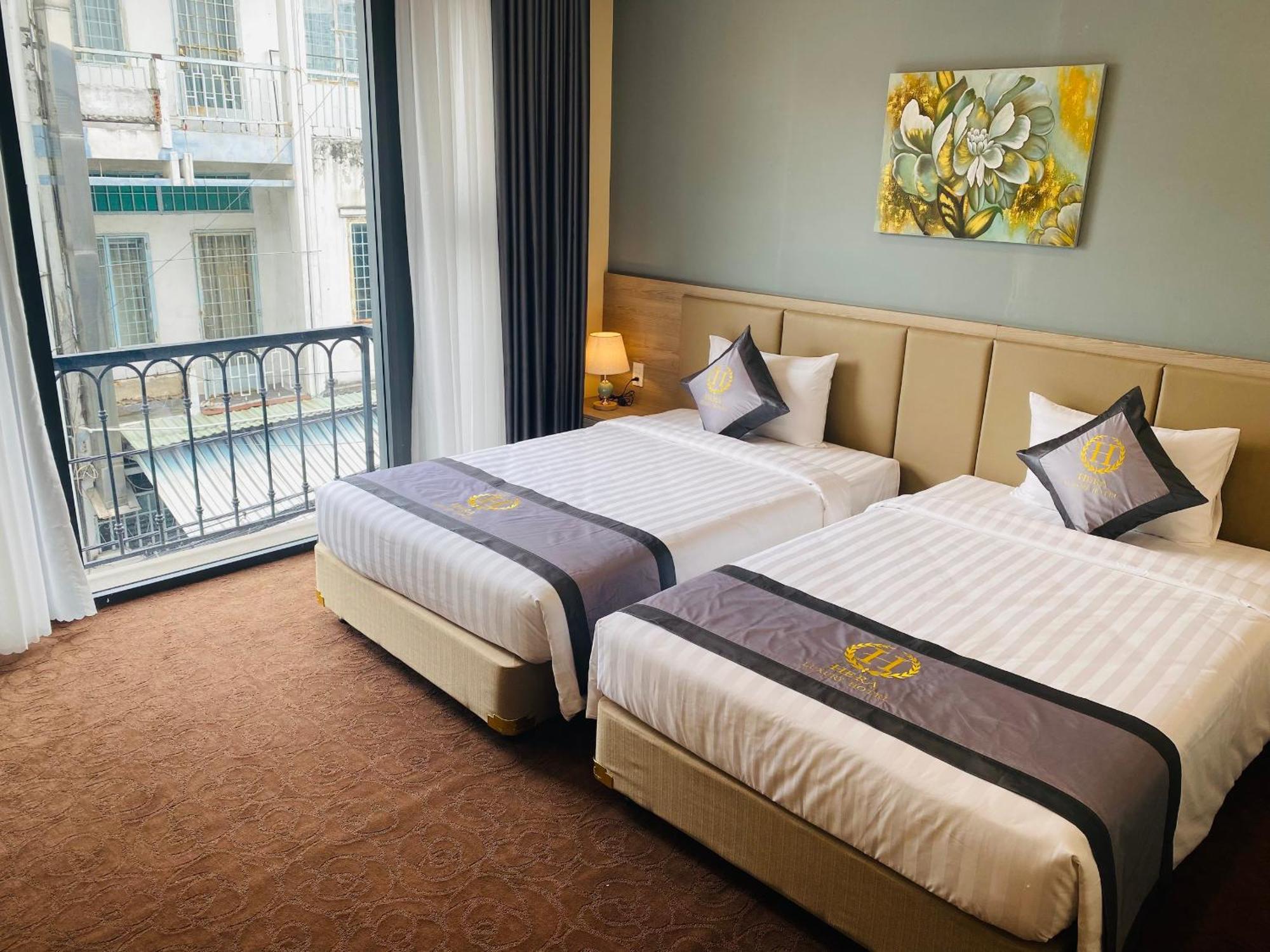 Hera Luxury Hotel Ho Chi Minh City Exterior photo