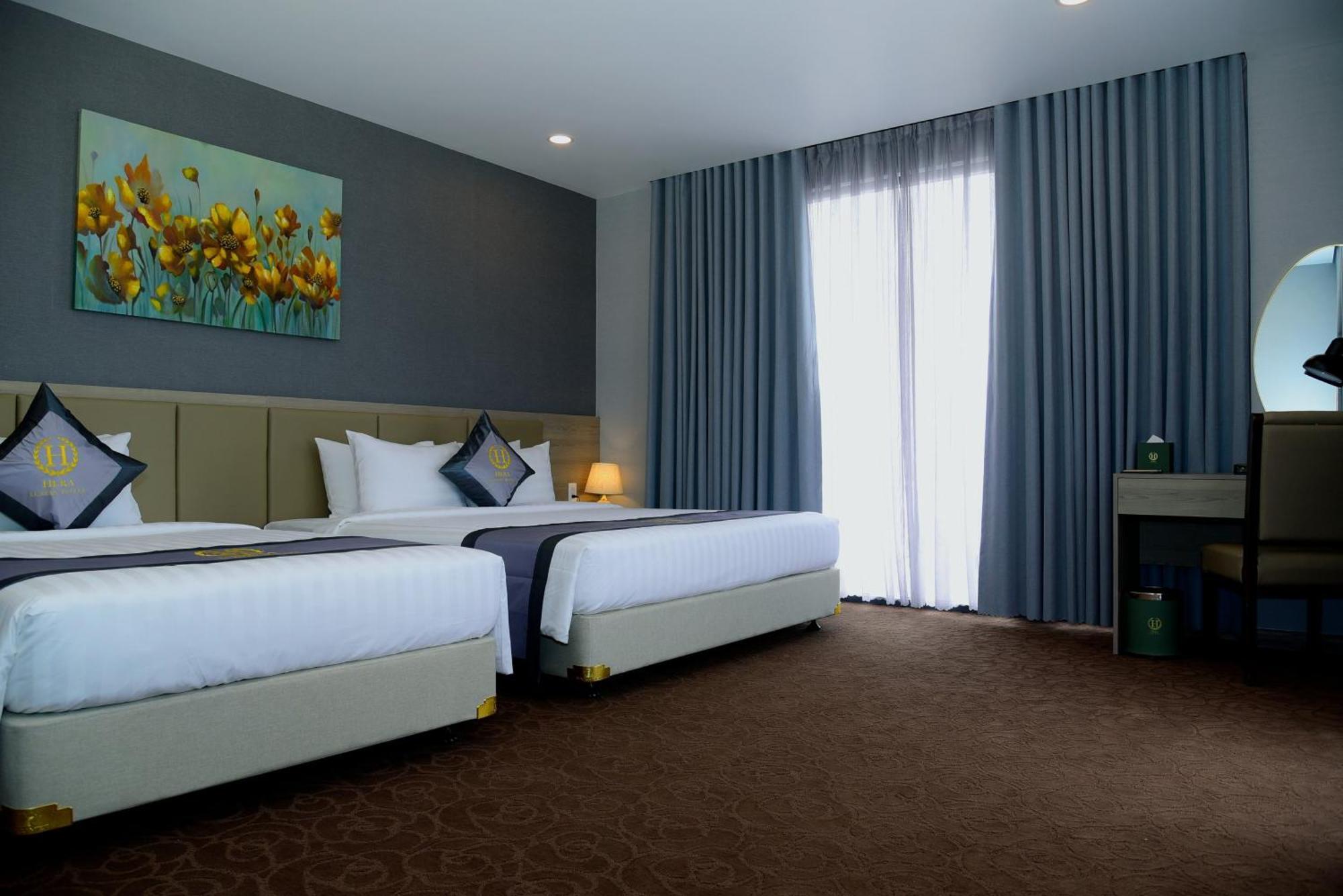 Hera Luxury Hotel Ho Chi Minh City Exterior photo